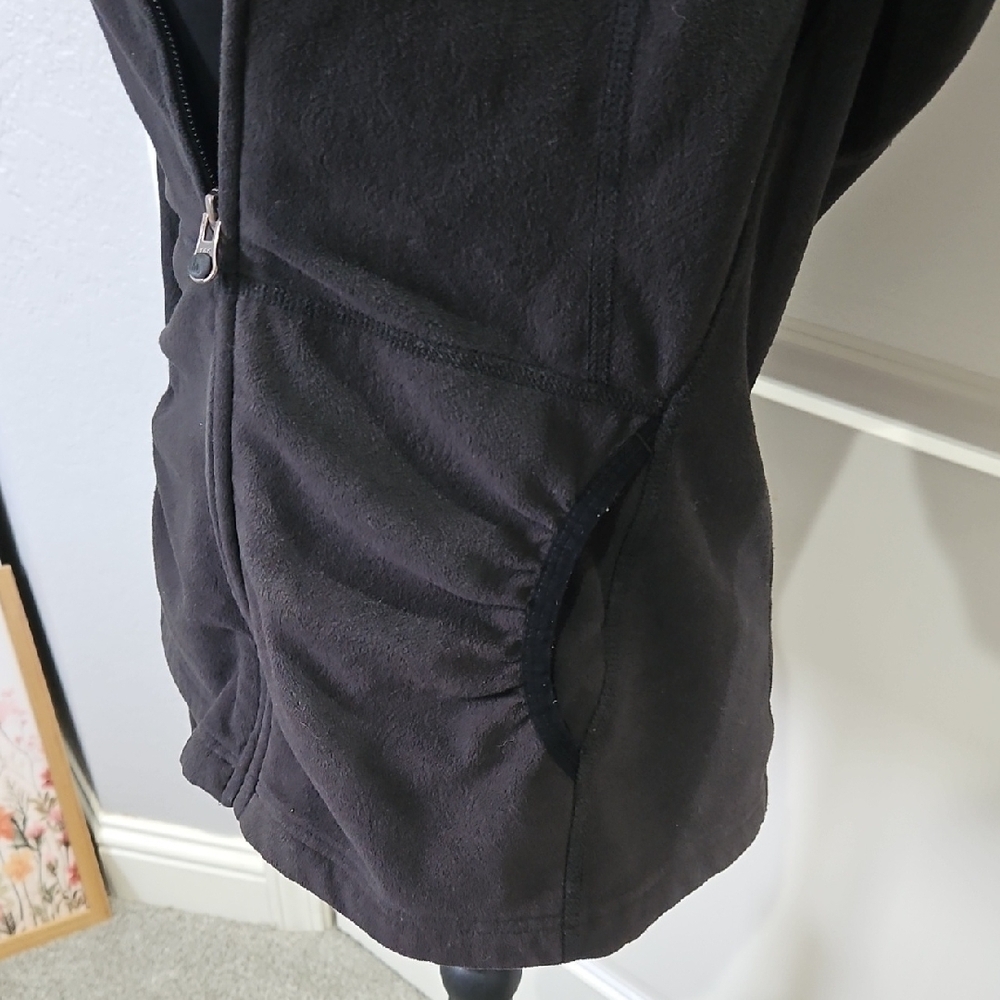 The North Face Women's Black Hooded Ski Jacket - Picture 7 of 9